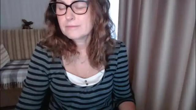 Image 6 of lauraoven1 Stream on Chaturbate on 2 months ago