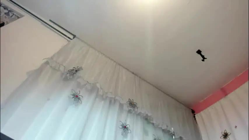 laure_li Chaturbate