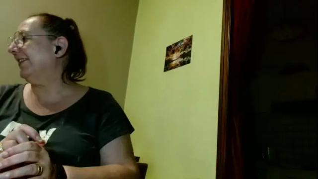 Image 3 of laureanne50 Stream on Chaturbate on 1 month ago
