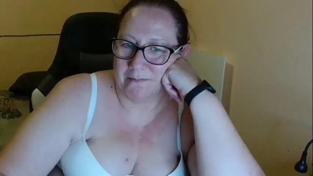Image 3 of laureanne50 Stream on Chaturbate on 16 days ago