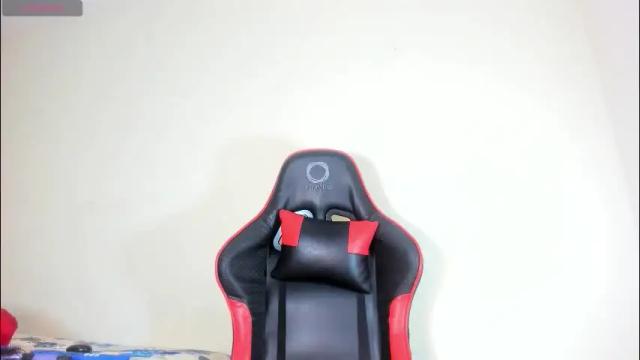 Image 12 of laureen777 Stream on Chaturbate on 1 day ago