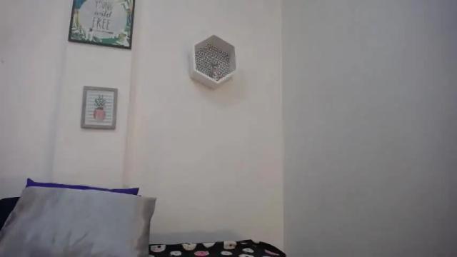 Image 4 of laureen_looner Stream on Chaturbate on 19 months ago