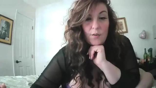 Image 12 of laurelbranches Stream on Chaturbate on 14 months ago