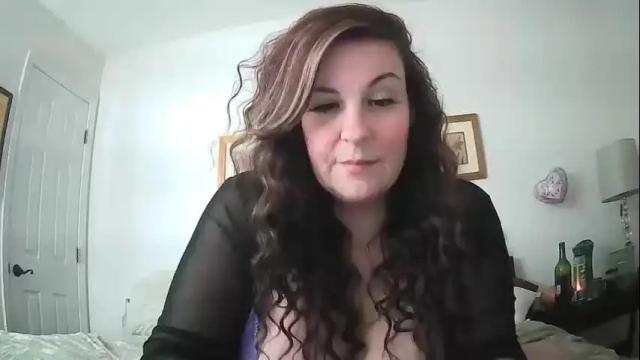 Image 4 of laurelbranches Stream on Chaturbate on 14 months ago