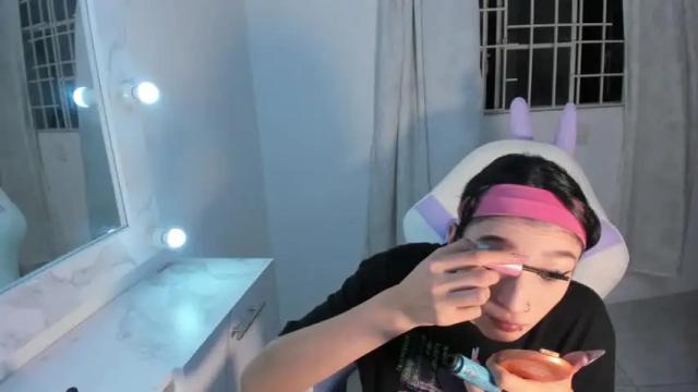 Image 7 of laurem_paulette Stream on Chaturbate on 12 months ago