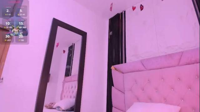 Image 2 of laurem_paulette Stream on Chaturbate on 16 days ago