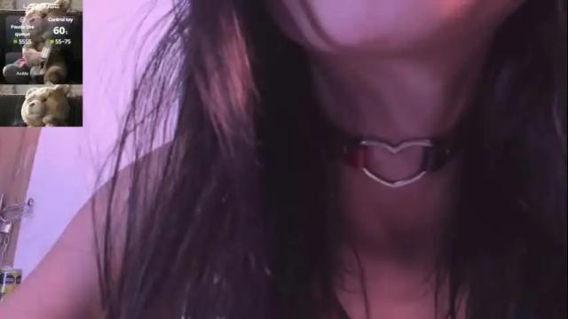 Image 12 of laurem_paulette Stream on Chaturbate on 1 month ago