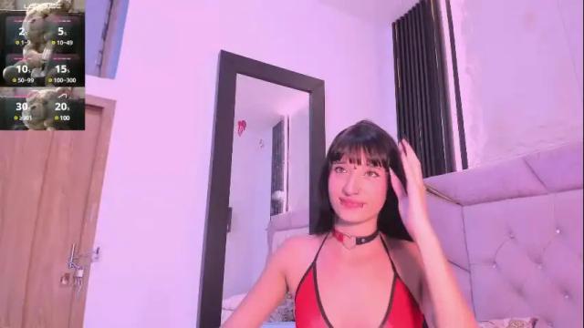 Image 6 of laurem_paulette Stream on Chaturbate on 1 month ago