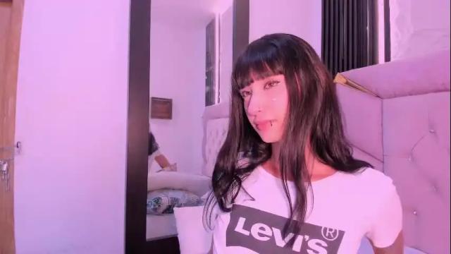 Thumbnail 3, laurem_paulette's Stream at Chaturbate, 1 month ago