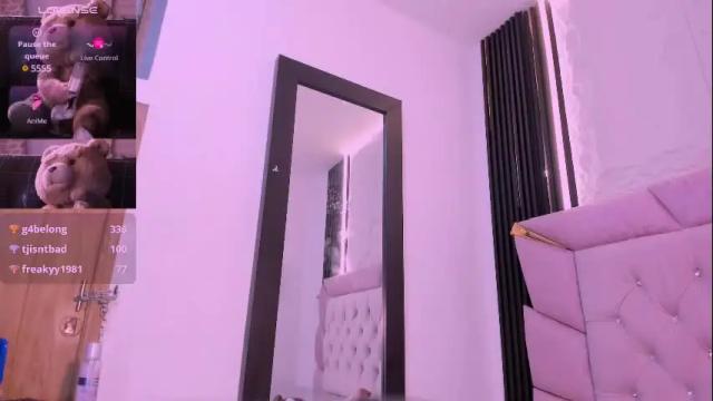 Image 11 of laurem_paulette Stream on Chaturbate on 1 month ago