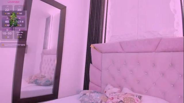 Image 4 of laurem_paulette Stream on Chaturbate on 16 days ago