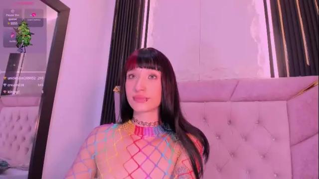 Image 12 of laurem_paulette Stream on Chaturbate on 9 days ago