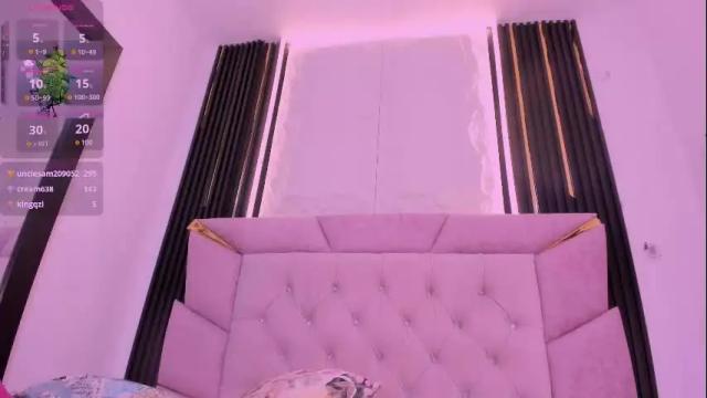 Image 4 of laurem_paulette Stream on Chaturbate on 9 days ago