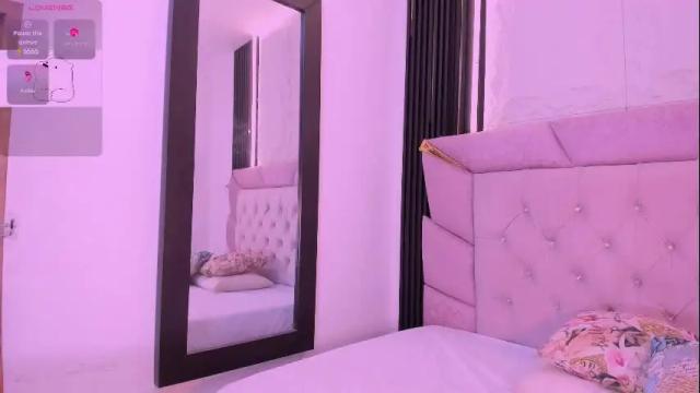 Image 6 of laurem_paulette Stream on Chaturbate on 5 days ago