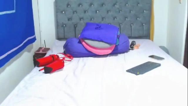 Image 2 of lauren_59 Stream on Chaturbate on 1 month ago