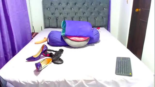 Image 10 of lauren_59 Stream on Chaturbate on 1 month ago