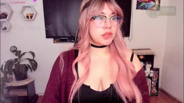 Image 3 of lauren_afrodita Stream on Chaturbate on 3 months ago