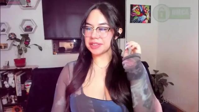 Thumbnail 3, lauren_afrodita's Stream at Chaturbate, 1 month ago