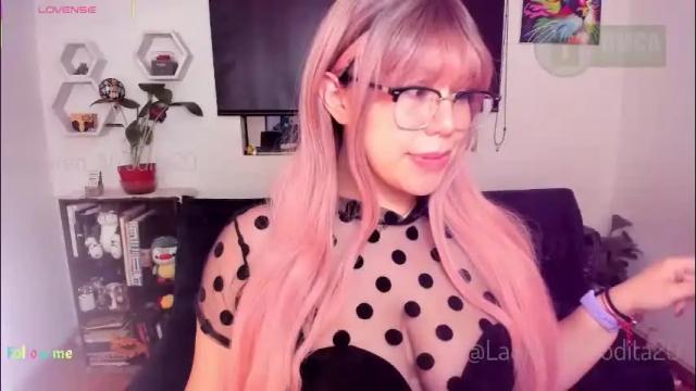 Image 3 of lauren_afrodita Stream on Chaturbate on 1 month ago