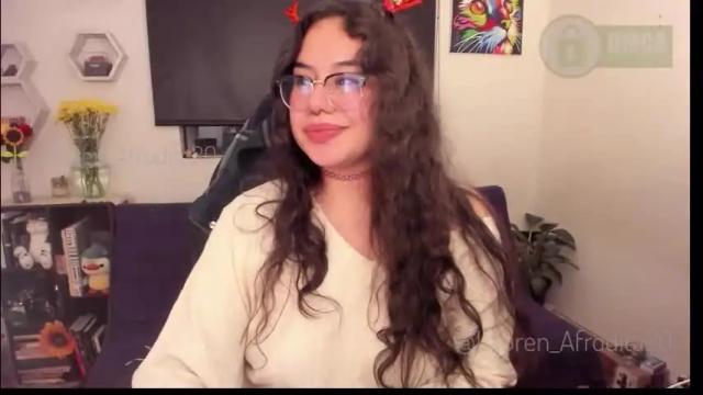 Image 11 of lauren_afrodita Stream on Chaturbate on 9 days ago
