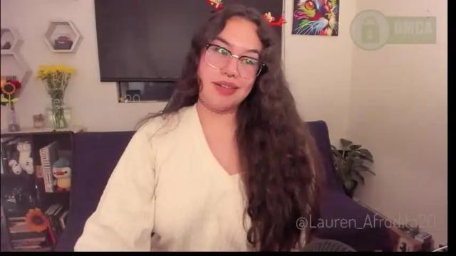 Thumbnail 2, lauren_afrodita's Stream at Chaturbate, 22 hours ago