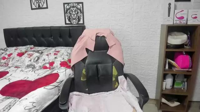 Thumbnail 1, lauren_ashlee's Stream at Chaturbate, 15 months ago