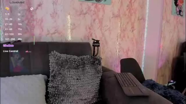 Image 10 of lauren_camila1 Stream on Chaturbate on 1 month ago