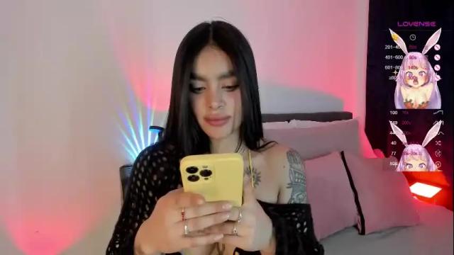 Image 11 of lauren_camila1 Stream on Chaturbate on 1 month ago