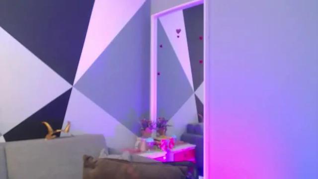 Image 2 of lauren_jaureguifg Stream on Chaturbate on 12 months ago