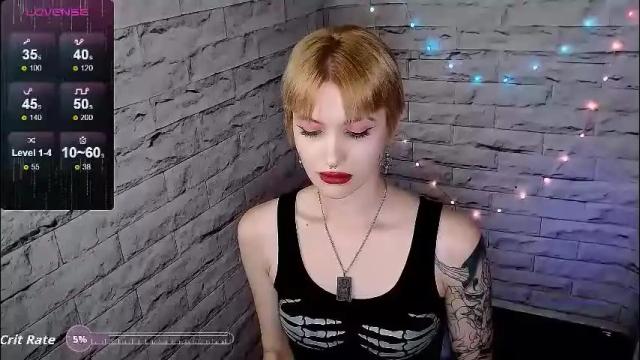 Image 11 of lauren_raquel Stream on Chaturbate on 1 month ago