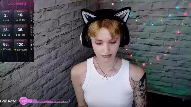 Image 2 of lauren_raquel Stream on Chaturbate on 1 month ago