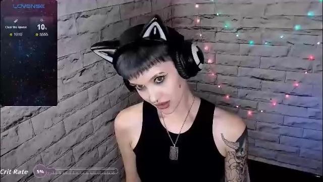 Image 12 of lauren_raquel Stream on Chaturbate on 1 month ago