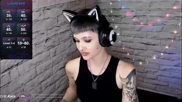 Image 8 of lauren_raquel Stream on Chaturbate on 1 month ago