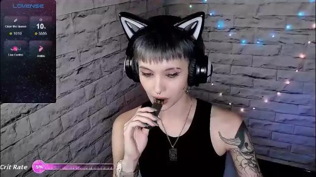 Image 12 of lauren_raquel Stream on Chaturbate on 1 month ago