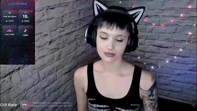 Image 2 of lauren_raquel Stream on Chaturbate on 1 month ago