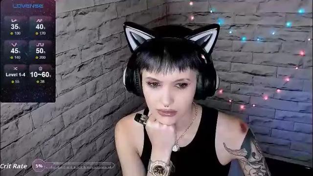 Image 11 of lauren_raquel Stream on Chaturbate on 1 month ago