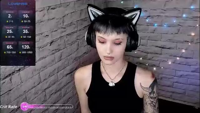 Image 2 of lauren_raquel Stream on Chaturbate on 1 month ago