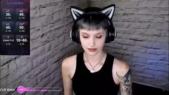 Image 4 of lauren_raquel Stream on Chaturbate on 24 days ago