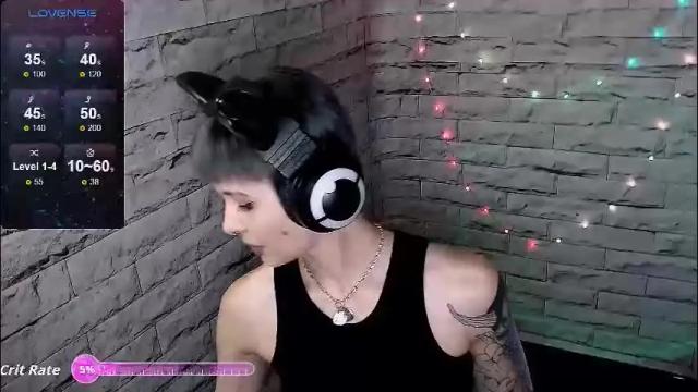 Image 4 of lauren_raquel Stream on Chaturbate on 21 days ago