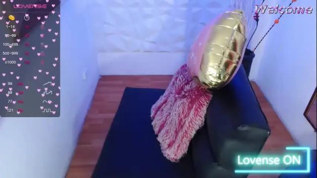 Image 7 of lauren_rhodes Stream on Chaturbate on 20 months ago