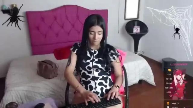 Image 3 of lauren_rous Stream on Chaturbate on 21 months ago