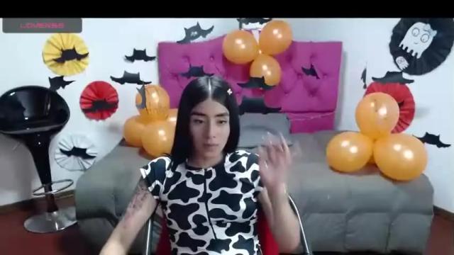Image 6 of lauren_rous Stream on Chaturbate on 21 months ago