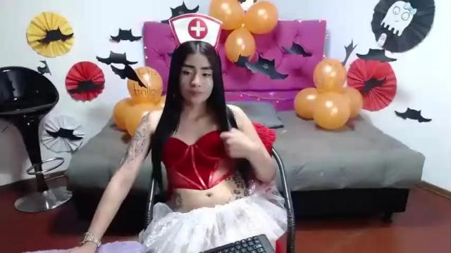 Image 2 of lauren_rous Stream on Chaturbate on 18 months ago
