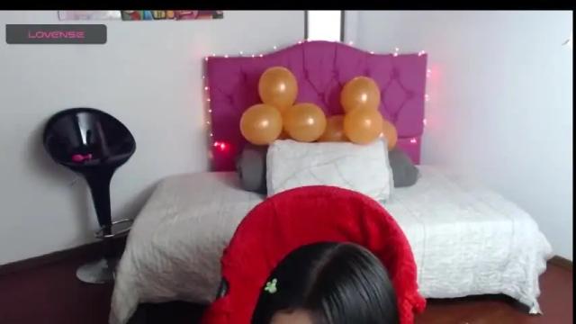Image 4 of lauren_rous Stream on Chaturbate on 21 months ago