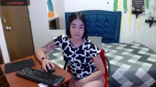 Image 3 of lauren_rous Stream on Chaturbate on 20 months ago