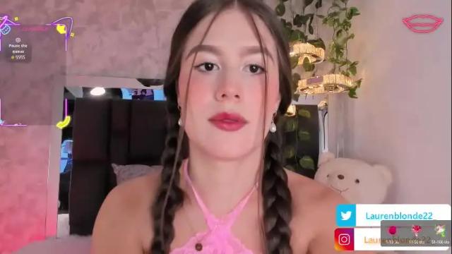 Image 6 of laurenblonde22 Stream on Chaturbate on 27 days ago