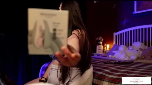 Image 8 of laurenbrite Stream on Chaturbate on 1 month ago