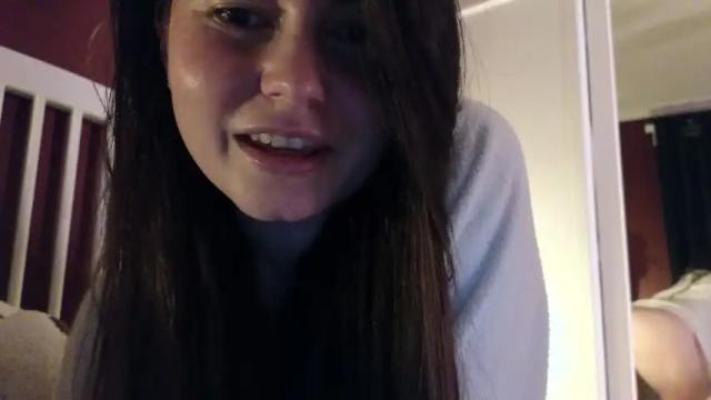 Image 2 of laurenbrite Stream on Chaturbate on 25 days ago