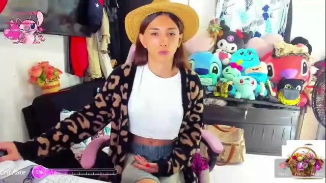 Image 2 of laurencesophiets Stream on Chaturbate on 1 month ago