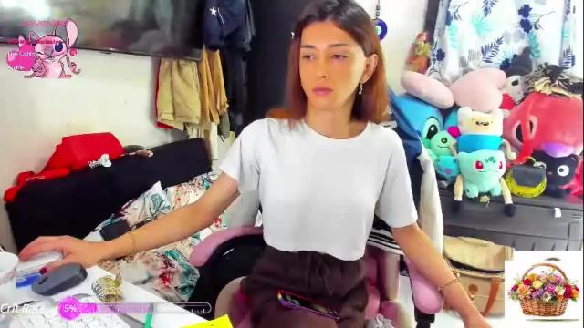 Image 10 of laurencesophiets Stream on Chaturbate on 1 month ago